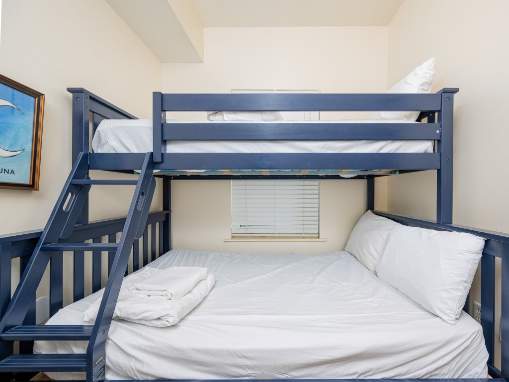 Seawind 905 Vacation Rental in Gulf Shores - RedAwning