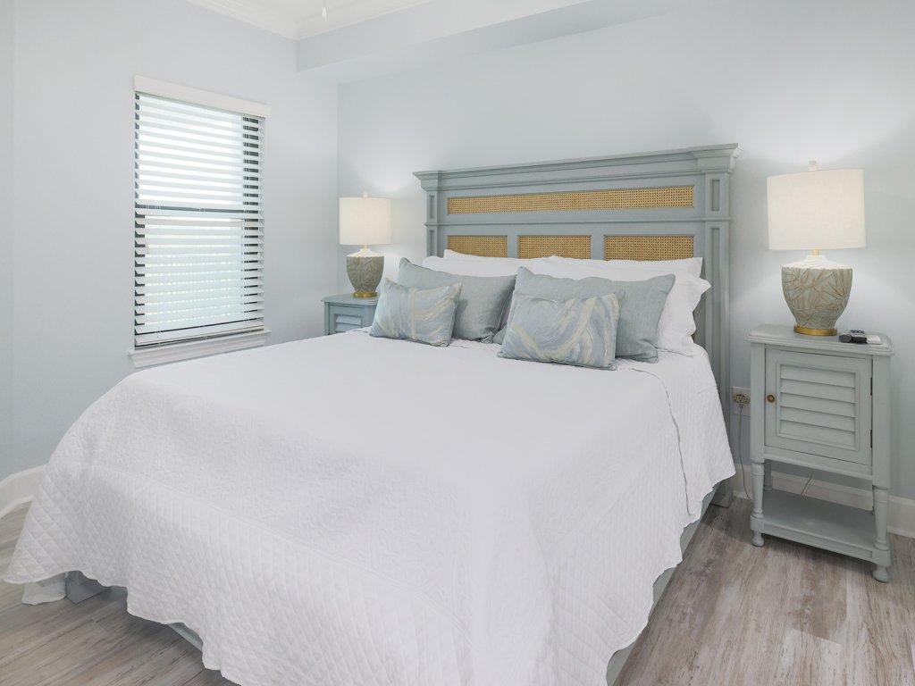 Phoenix on the Bay 1506 Vacation Rental in Orange Beach - RedAwning