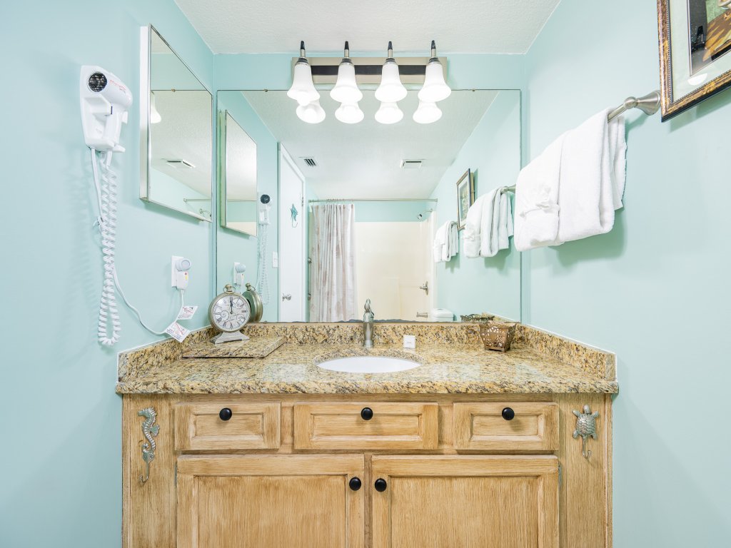 Phoenix VII 71010 Vacation Rental in Orange Beach - RedAwning