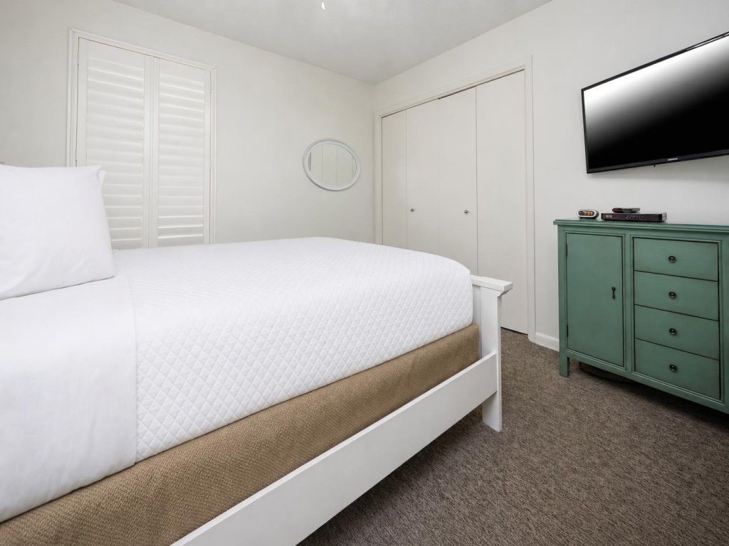 Phoenix II 2091 Vacation Rental in Orange Beach - RedAwning
