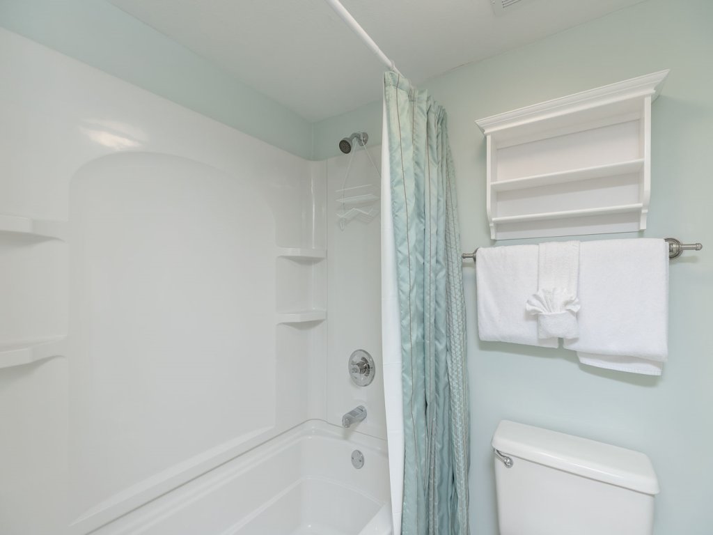 Phoenix II 2091 Vacation Rental in Orange Beach - RedAwning