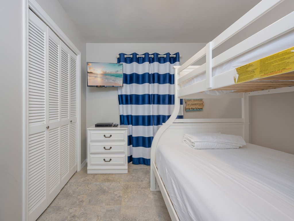 Seaside Beach & Racquet 4407 Vacation Rental in Orange Beach - RedAwning