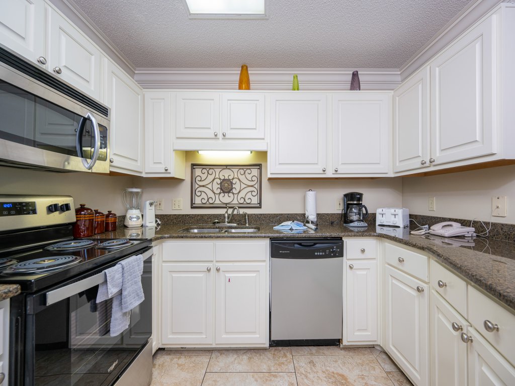 Phoenix East 1507 Vacation Rental in Orange Beach - RedAwning