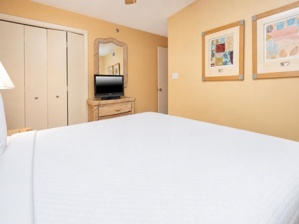 Phoenix V 403 Vacation Rental in Orange Beach - RedAwning