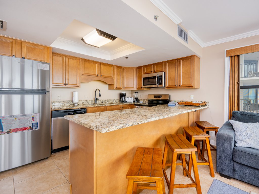 Phoenix II 2048 Vacation Rental in Orange Beach - RedAwning