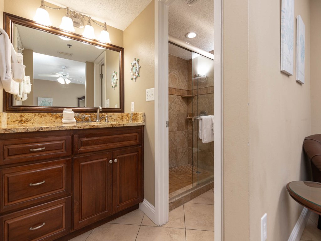 Phoenix V 401 Vacation Rental in Orange Beach - RedAwning