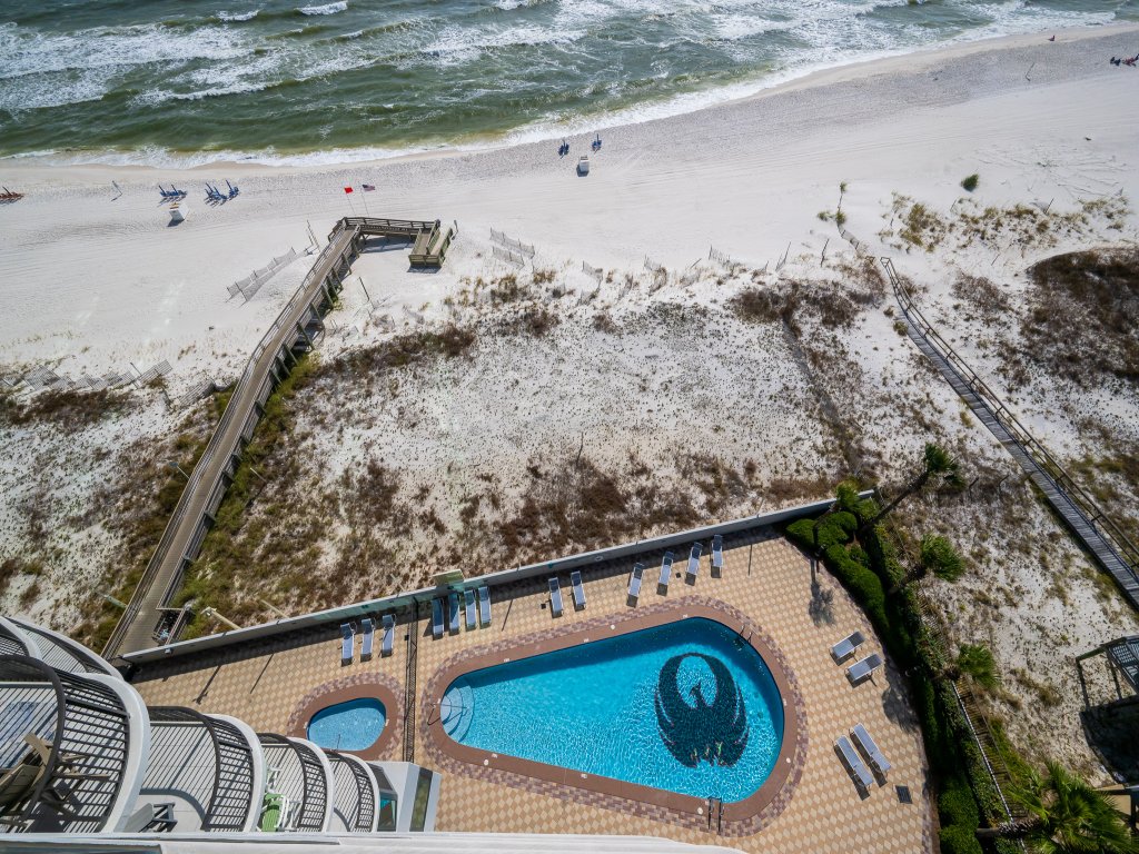 Phoenix IX 1002 Vacation Rental in Orange Beach - RedAwning