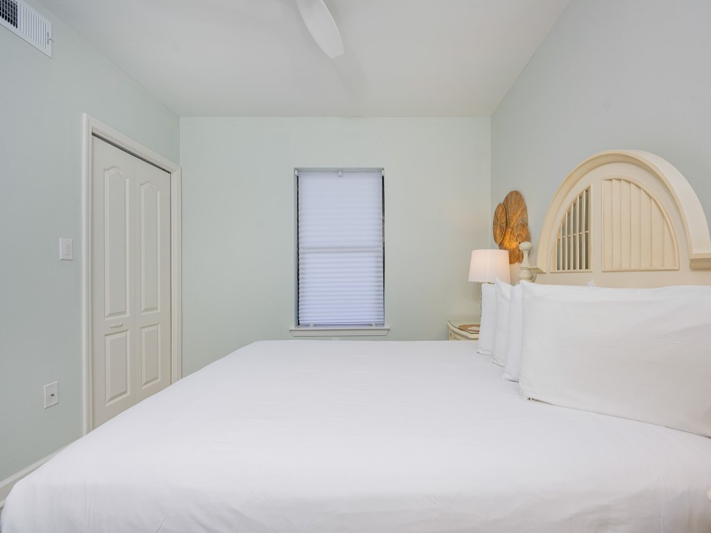 Phoenix X 1013 Vacation Rental in Orange Beach - RedAwning