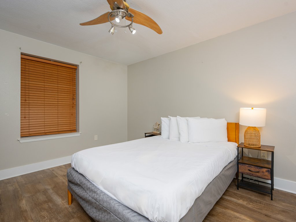 Phoenix IV 4023 Vacation Rental in Orange Beach - RedAwning
