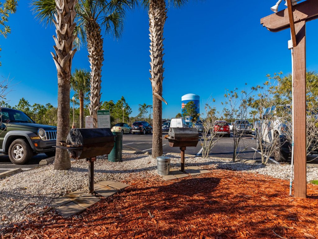 Grand Caribbean 323 Vacation Rental in Orange Beach - RedAwning