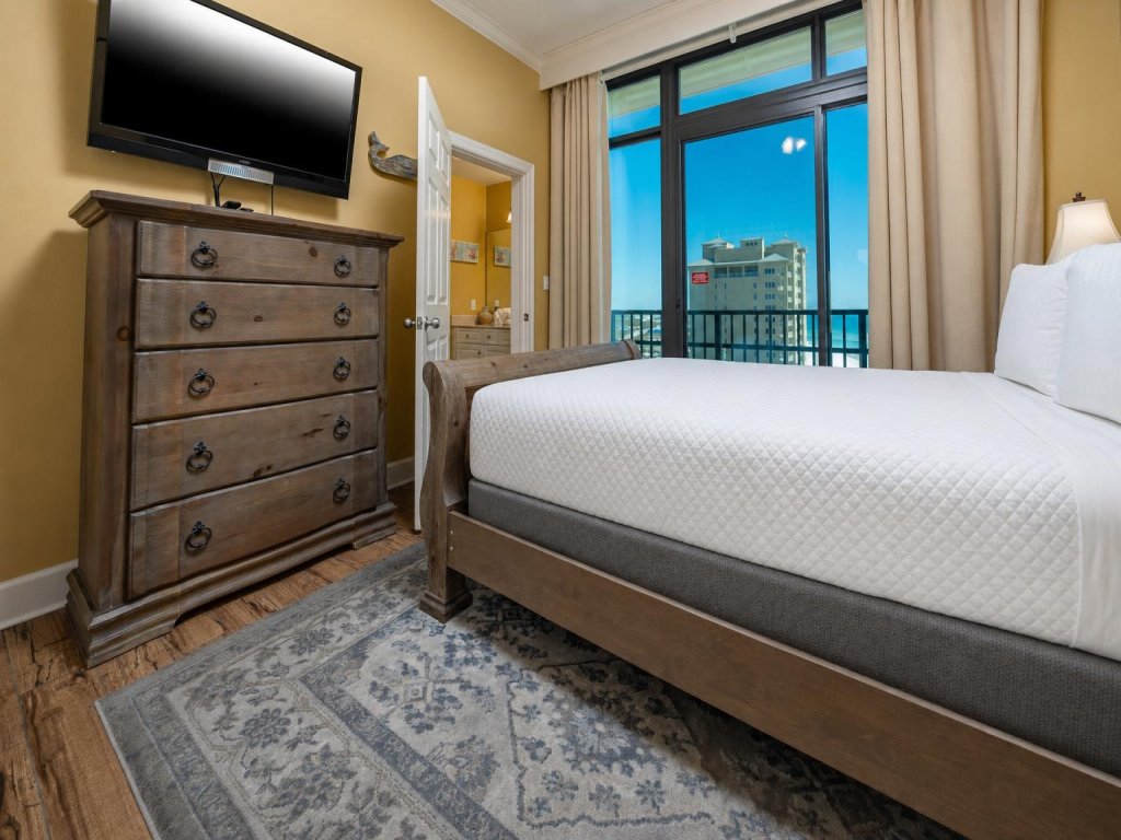 Phoenix West 1609 Vacation Rental in Orange Beach - RedAwning