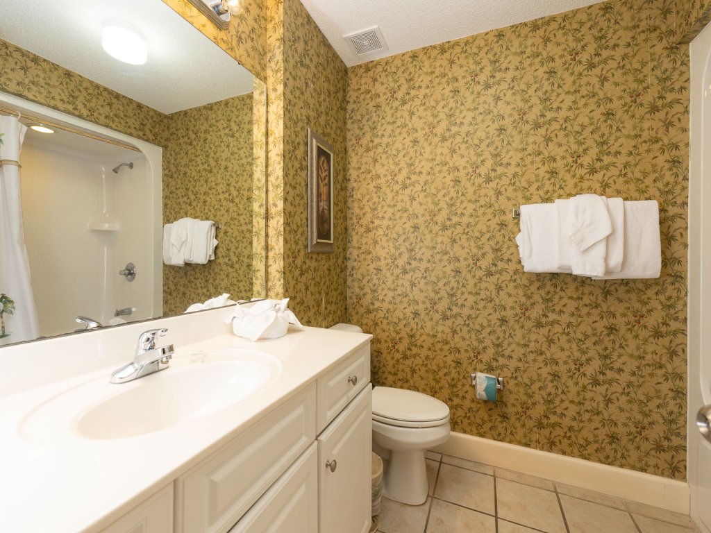 Phoenix on the Bay 1214 Vacation Rental in Orange Beach - RedAwning