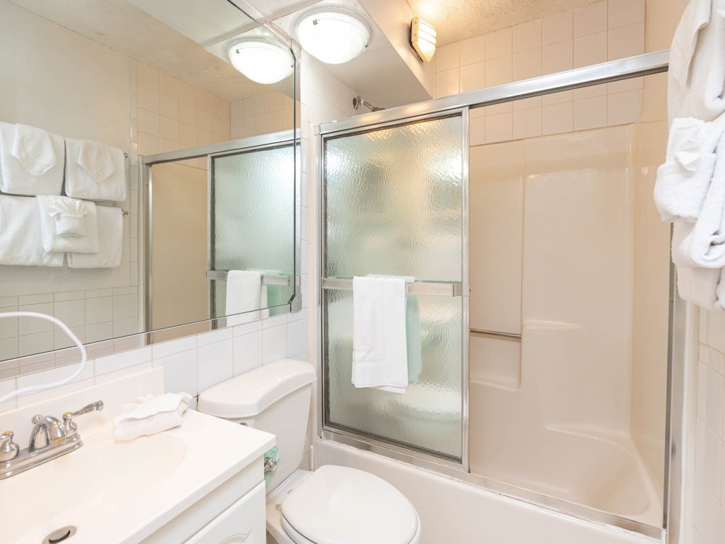 Gulf Shores Surf & Racquet 605A Vacation Rental in Gulf Shores - RedAwning