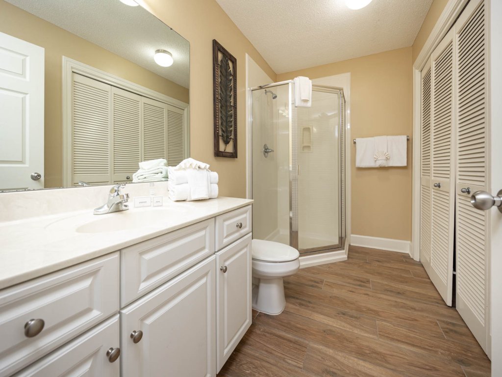 Phoenix West 2407 Vacation Rental in Orange Beach - RedAwning