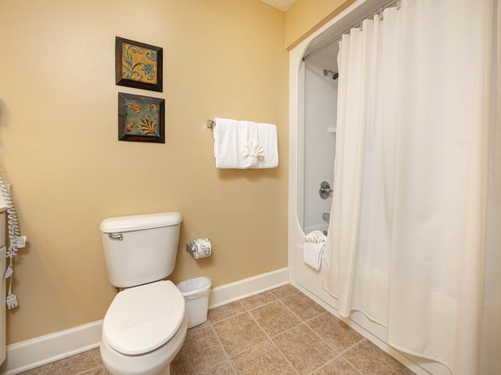 Phoenix West 2407 Vacation Rental in Orange Beach - RedAwning