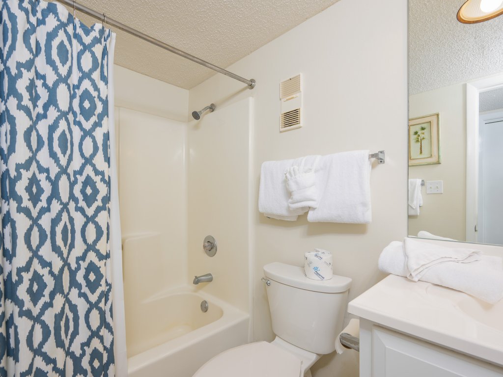 Gulf Shores Surf & Racquet 703C Vacation Rental in Gulf Shores - RedAwning