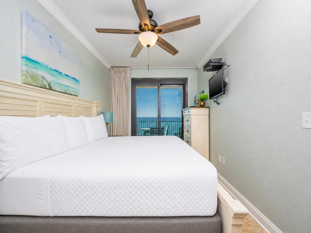 Phoenix East 1107 Vacation Rental in Orange Beach - RedAwning