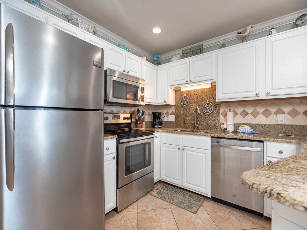 Phoenix East 1107 Vacation Rental in Orange Beach - RedAwning
