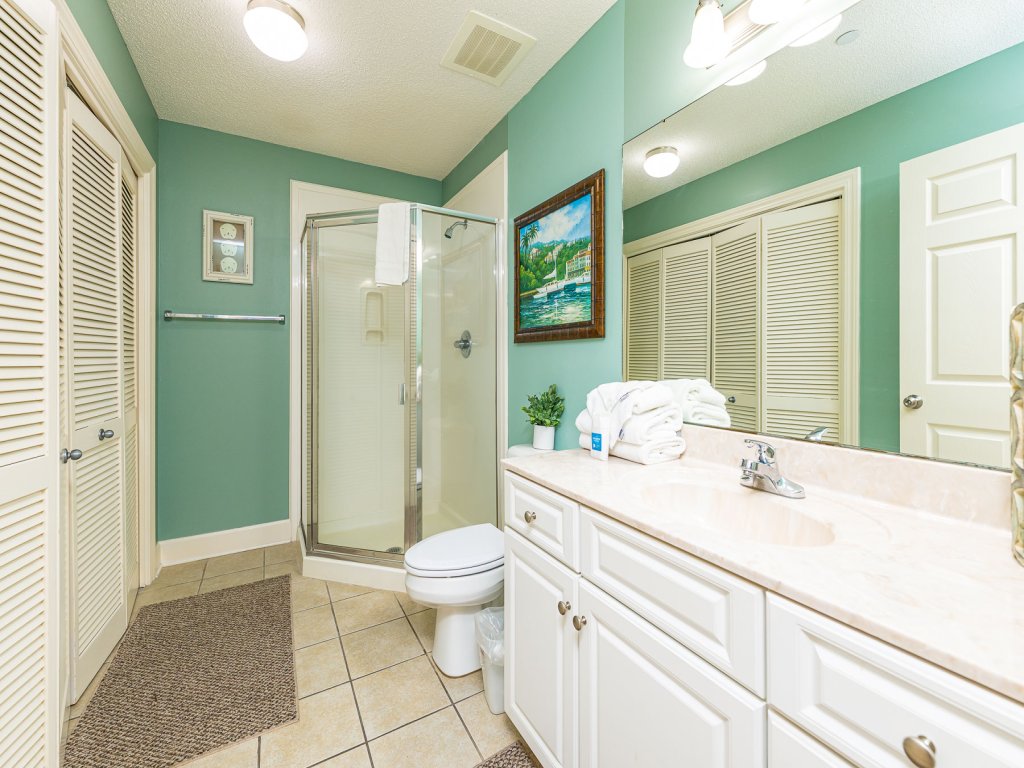 Phoenix West 702 Vacation Rental in Orange Beach - RedAwning