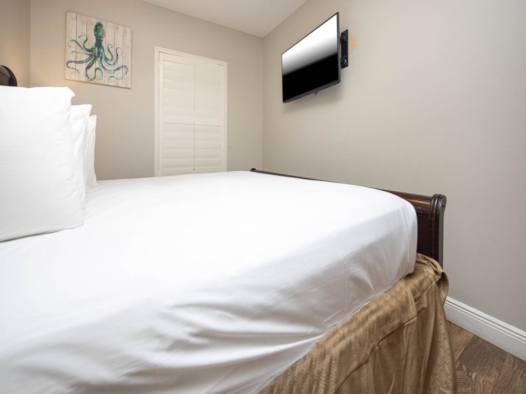 Phoenix X 1107 Vacation Rental in Orange Beach - RedAwning