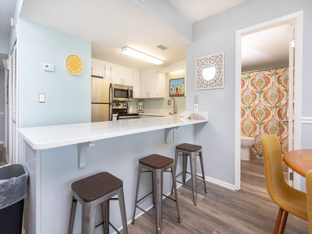 Island Winds West 772 Vacation Rental in Gulf Shores - RedAwning
