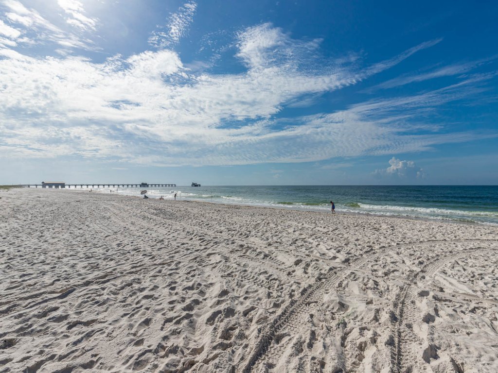 Grand Beach Resort 308 Vacation Rental in Gulf Shores - RedAwning