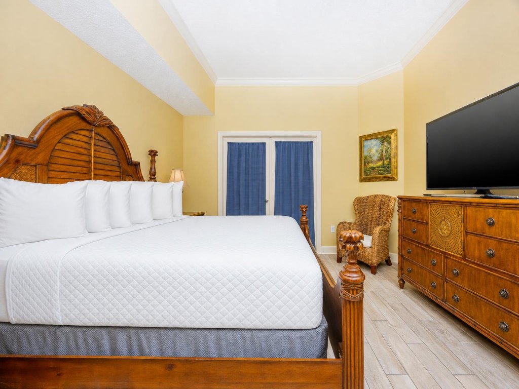 Phoenix West 1605 Vacation Rental in Orange Beach - RedAwning