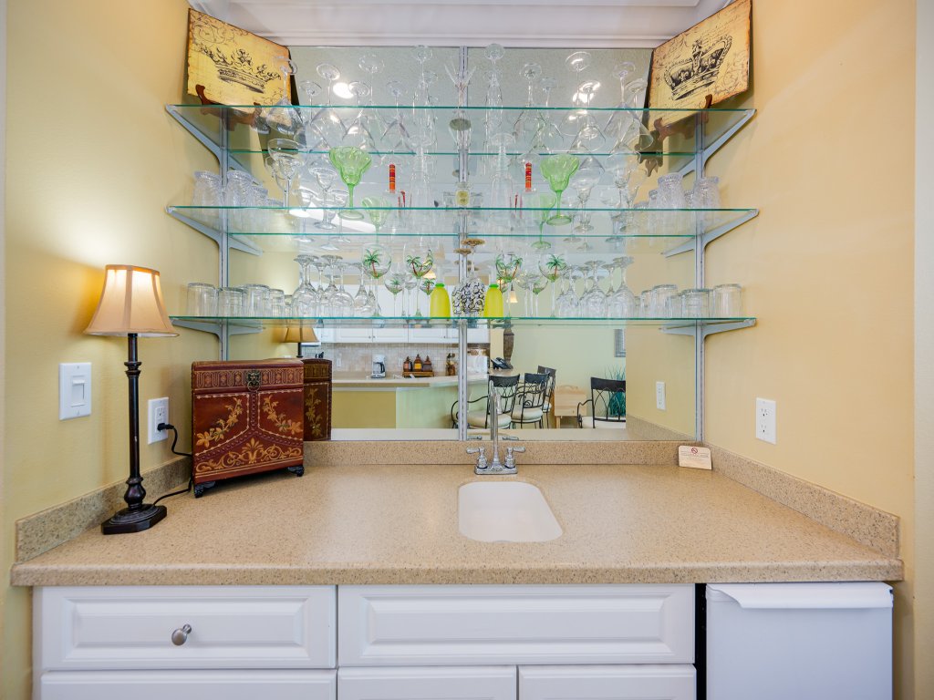 Phoenix West 1703 Vacation Rental in Orange Beach - RedAwning