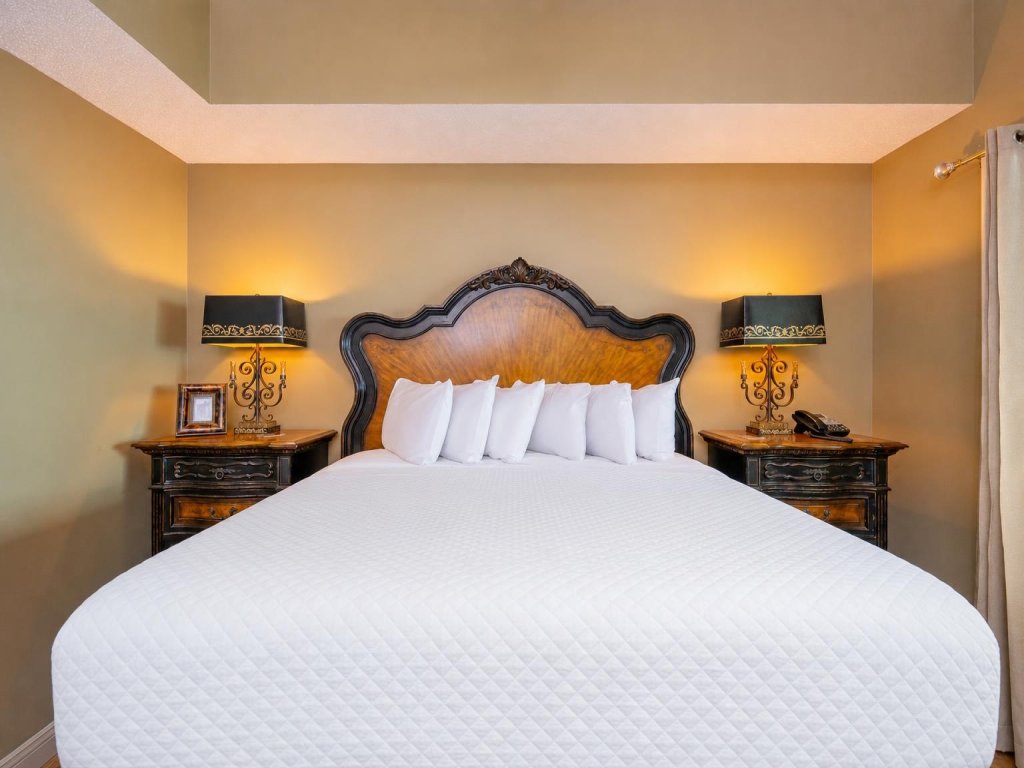 Phoenix West 1703 Vacation Rental in Orange Beach - RedAwning