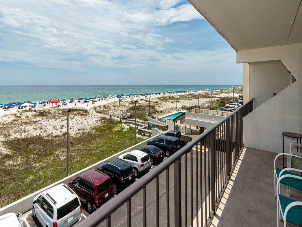 Island Winds East 201 Vacation Rental in Gulf Shores - RedAwning