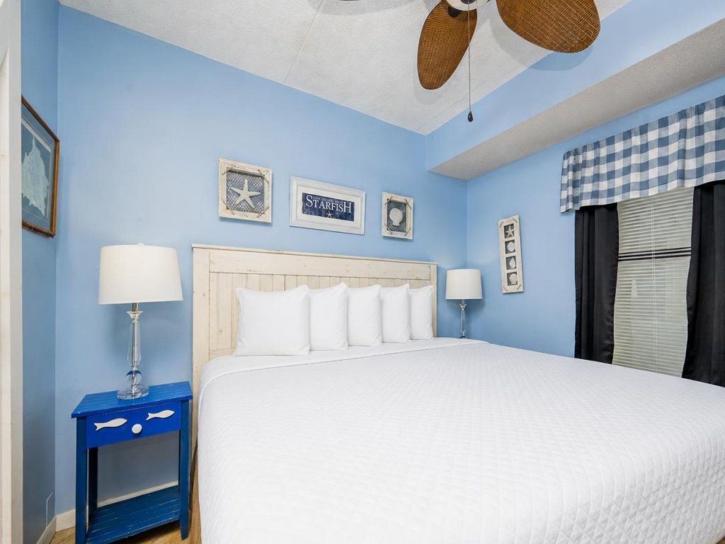 Island Winds East 204 Vacation Rental in Gulf Shores - RedAwning