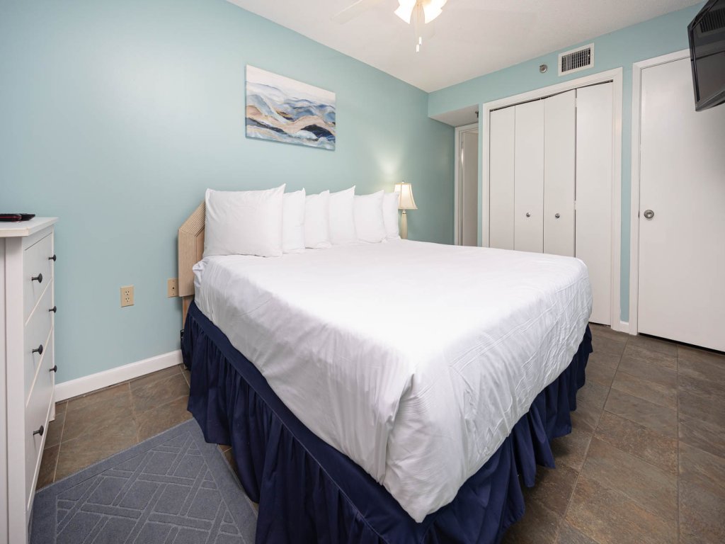 Phoenix III 3058 Vacation Rental in Orange Beach - RedAwning