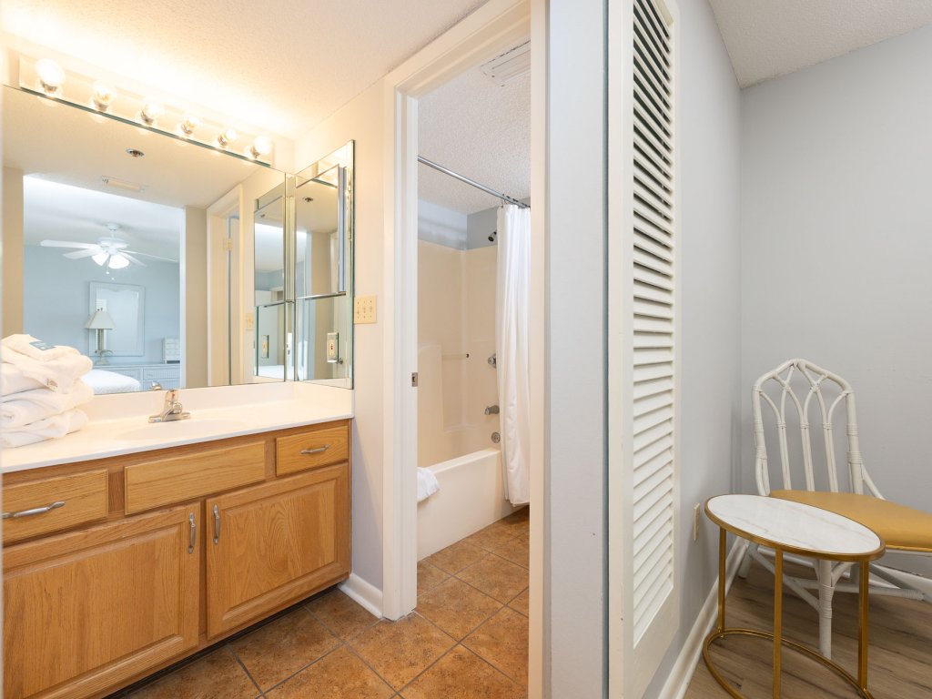 Phoenix East 901 Vacation Rental in Orange Beach - RedAwning