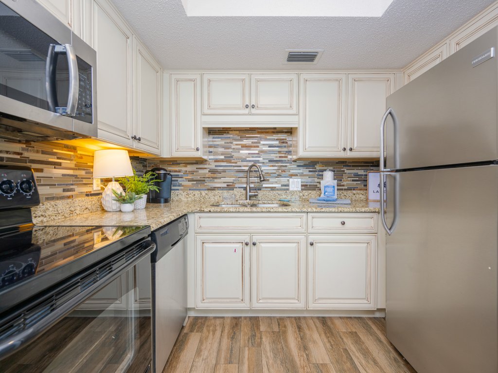 Phoenix I 1024 Vacation Rental in Orange Beach - RedAwning