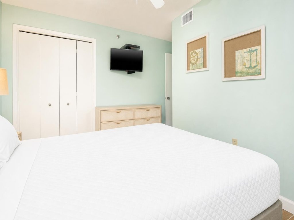 Phoenix East 206 Vacation Rental in Orange Beach - RedAwning