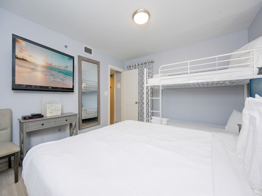 Phoenix II 2097 Vacation Rental in Orange Beach - RedAwning