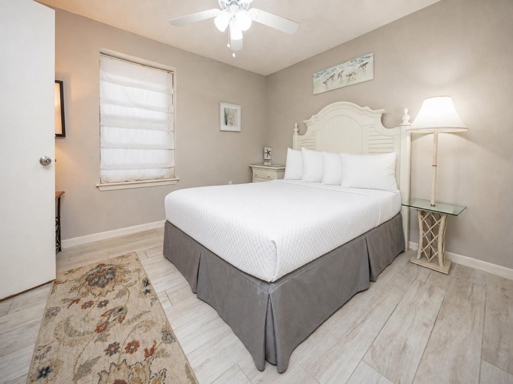 Phoenix V 305 Vacation Rental in Orange Beach - RedAwning