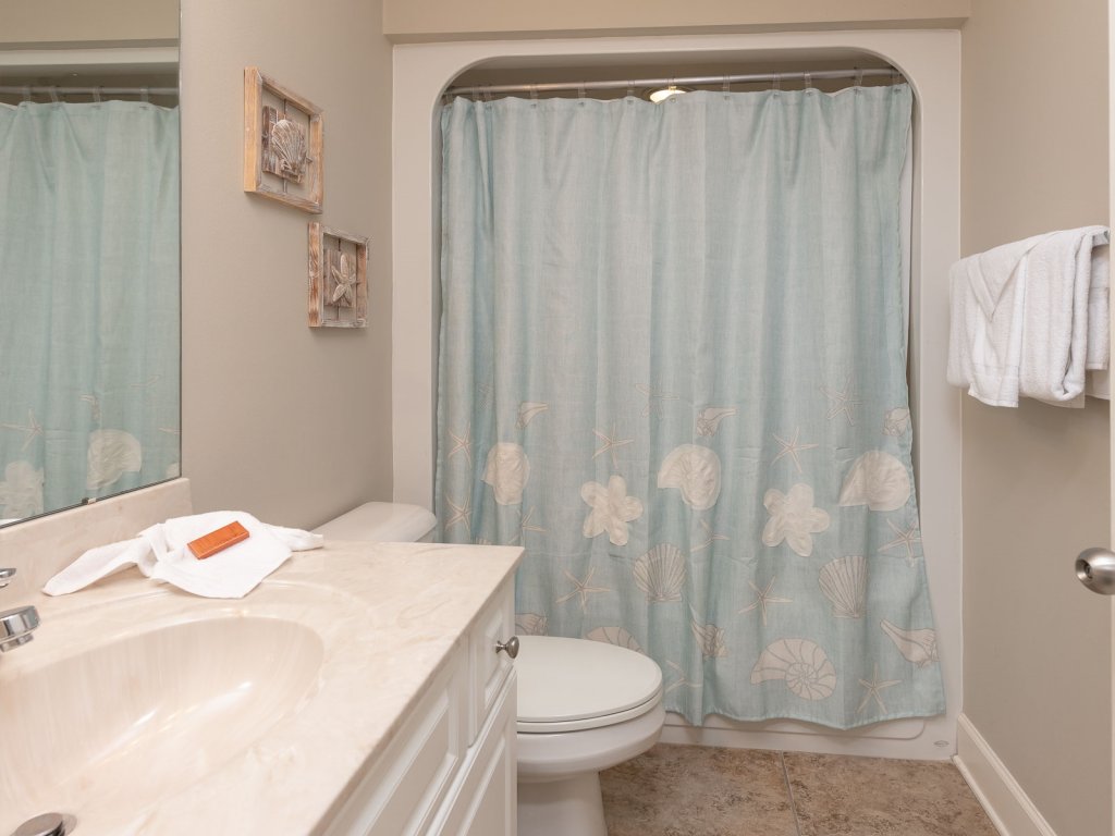 Phoenix West 2203 Vacation Rental in Orange Beach - RedAwning