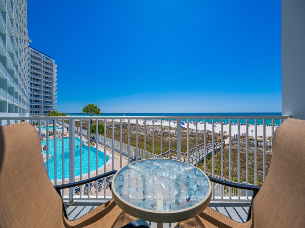 Lighthouse 216 Vacation Rental in Gulf Shores - RedAwning