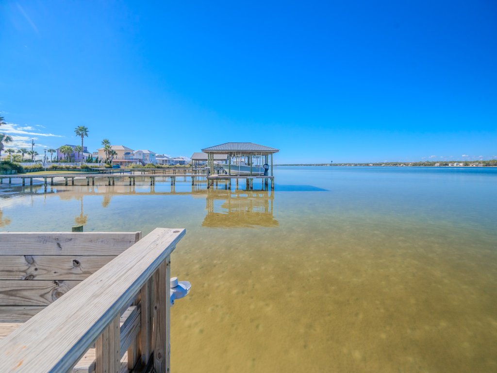 Summer House West 104C Vacation Rental in Gulf Shores - RedAwning