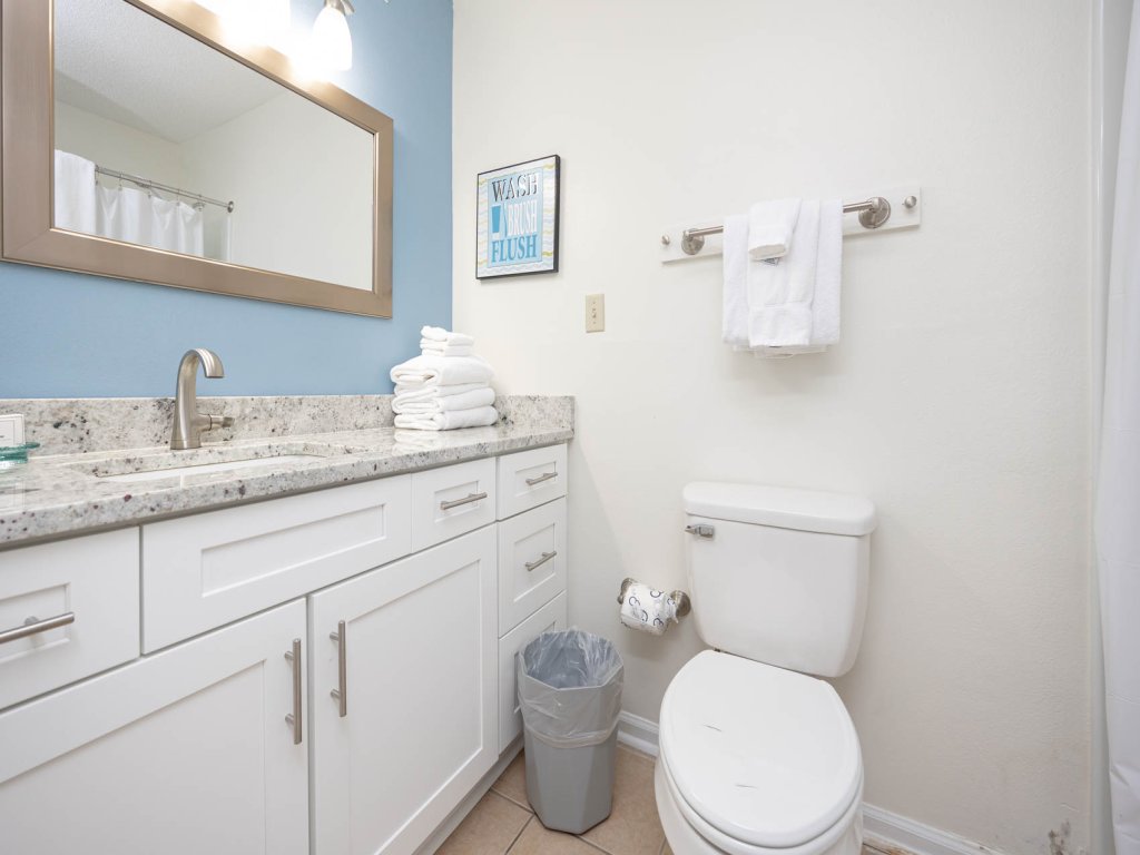 Summer House West 104C Vacation Rental in Gulf Shores - RedAwning