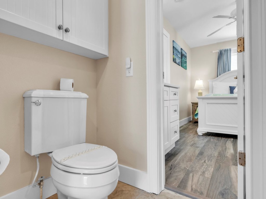 Shady Mango Vacation Rental in Anna Maria - RedAwning