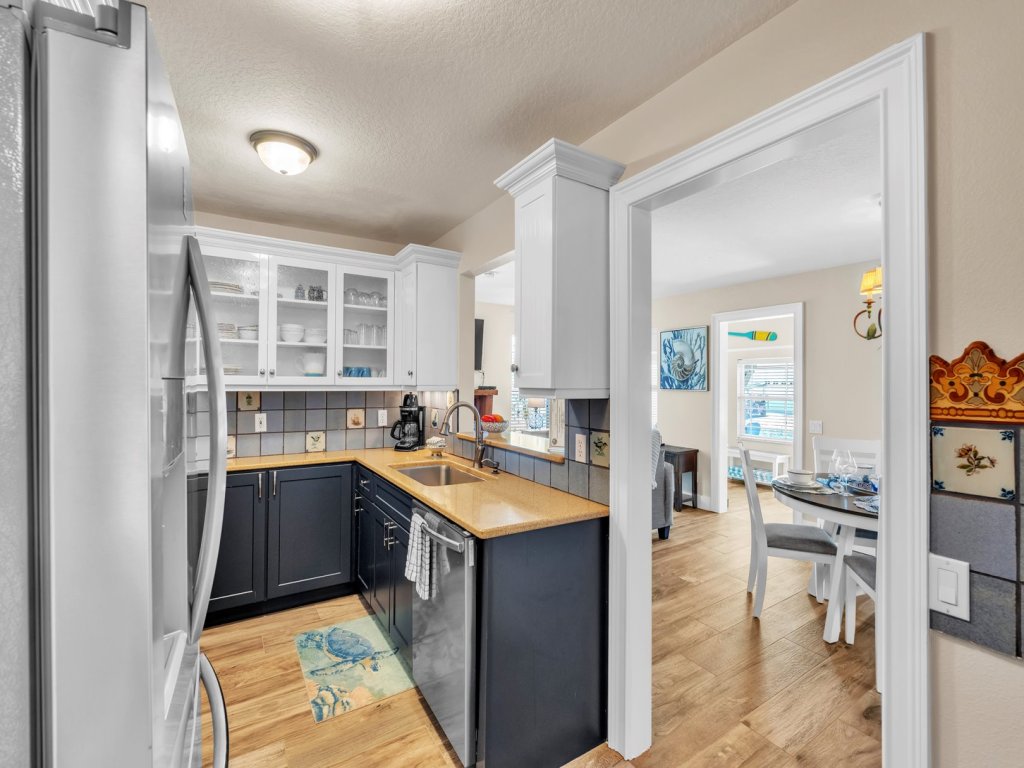 Shady Mango Vacation Rental in Anna Maria - RedAwning