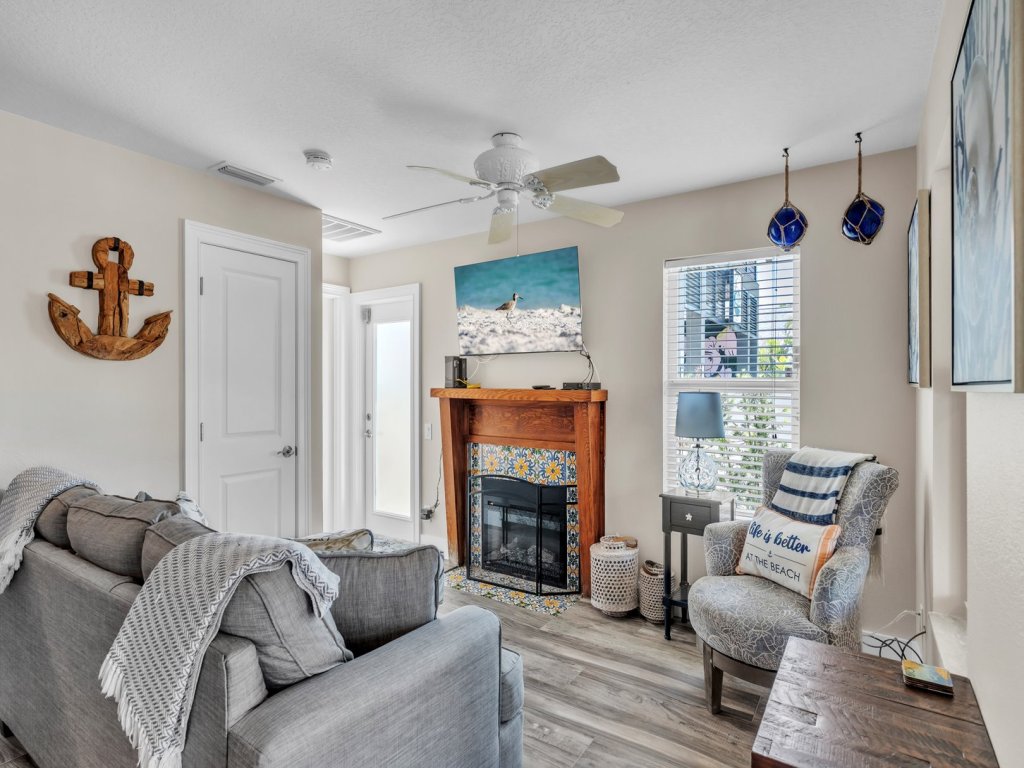 Shady Mango Vacation Rental in Anna Maria - RedAwning