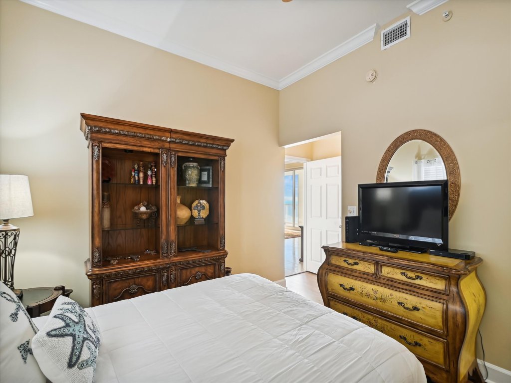 Oceania 902 - Gulf Front 3 BR - sleeps 6 Vacation Rental in Destin - RedAwning