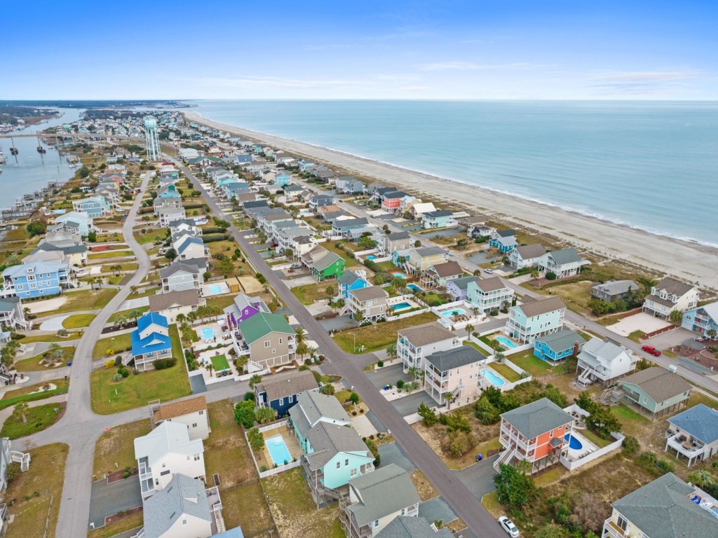 Sea You Soon / 207 Brunswick Ave West Vacation Rental in Holden Beach - RedAwning