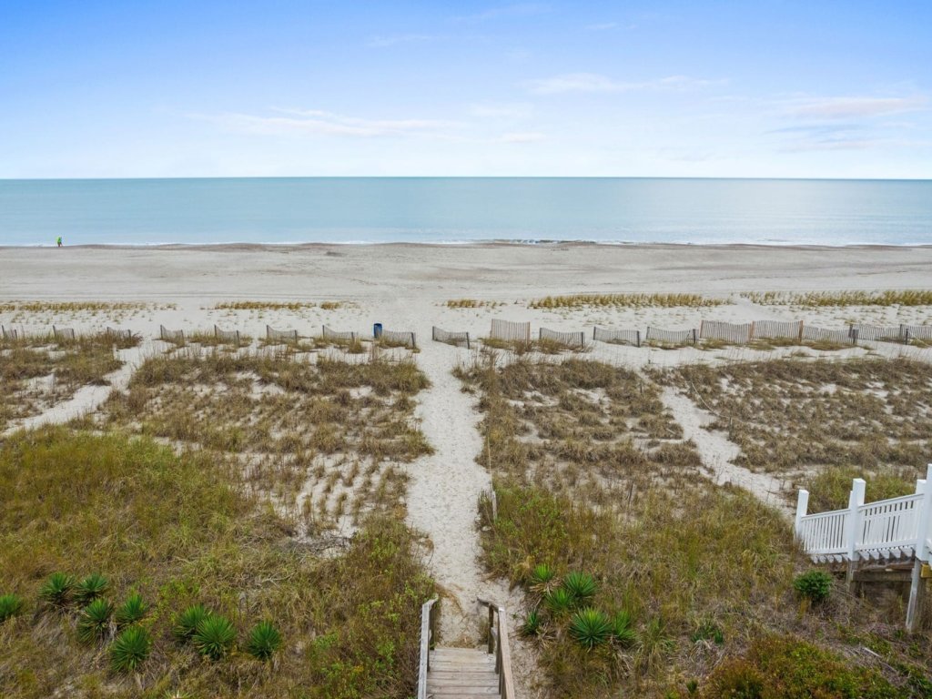 Sea You Soon / 207 Brunswick Ave West Vacation Rental in Holden Beach - RedAwning