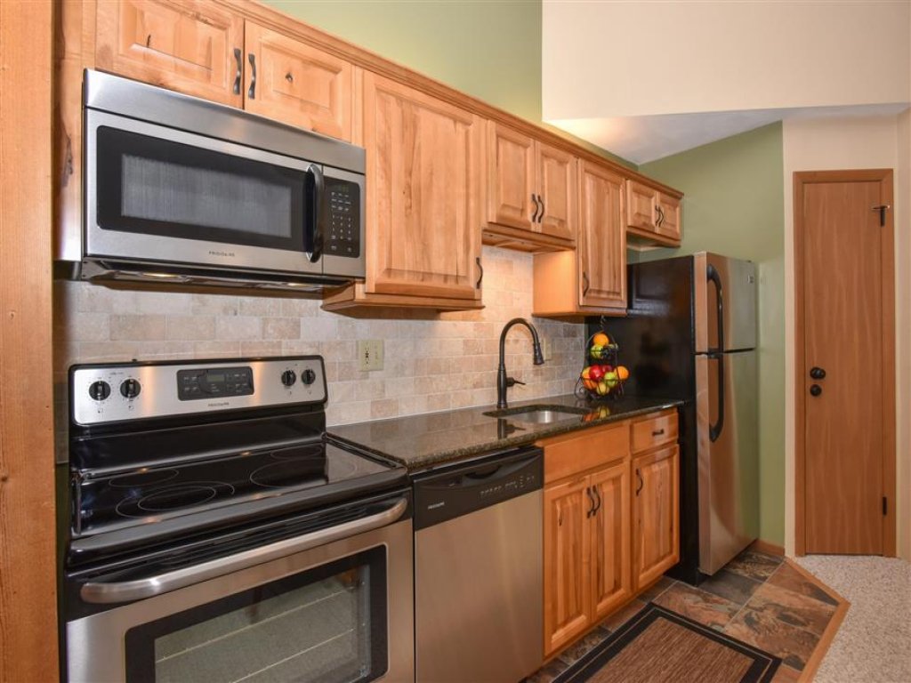 Seven Springs 1 Bedroom Premium Condo, Ski In/Ski Out Vacation Rental in Pennsylvania - RedAwning