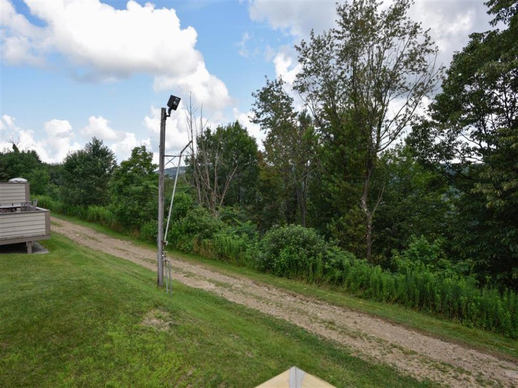 Seven Springs 3 Bedrooms Premium Condo Vacation Rental in Pennsylvania - RedAwning