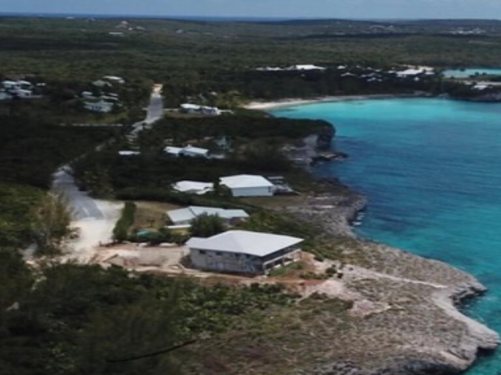 Blue Love Point · Luxury Oceanfront Home with Sunset Views Vacation Rental - RedAwning